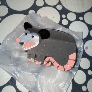 The peach fuzz Possum Hair clip